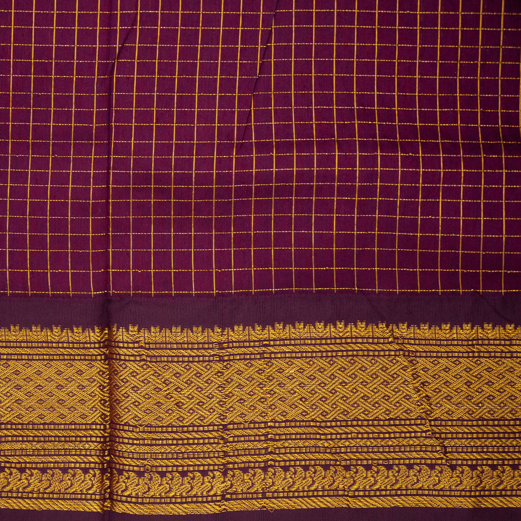 Ushe - Checked Kalyani Cotton Saree