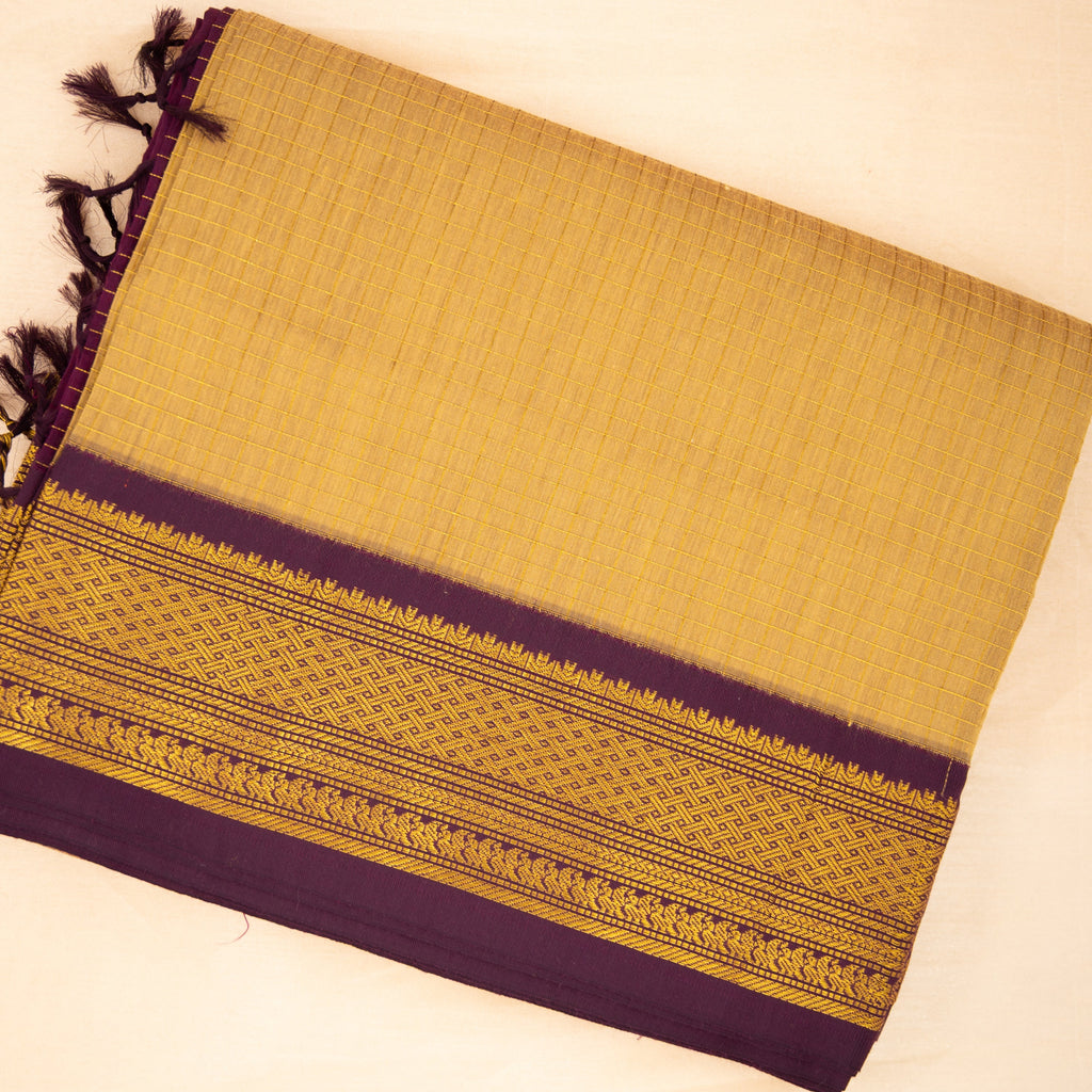 Varuni - Checked Kalyani Cotton Saree