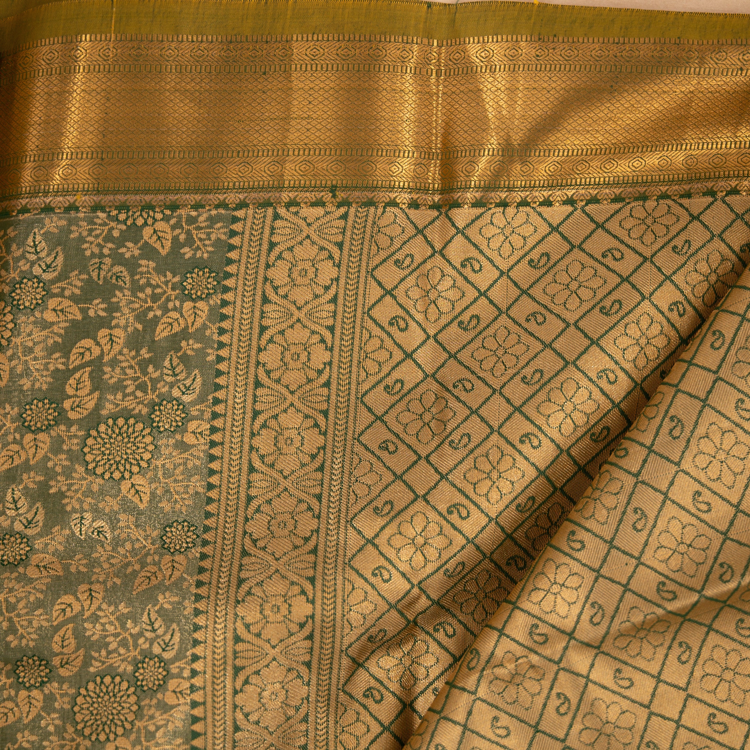 Sanidhya - Tissue Semi Silk Saree