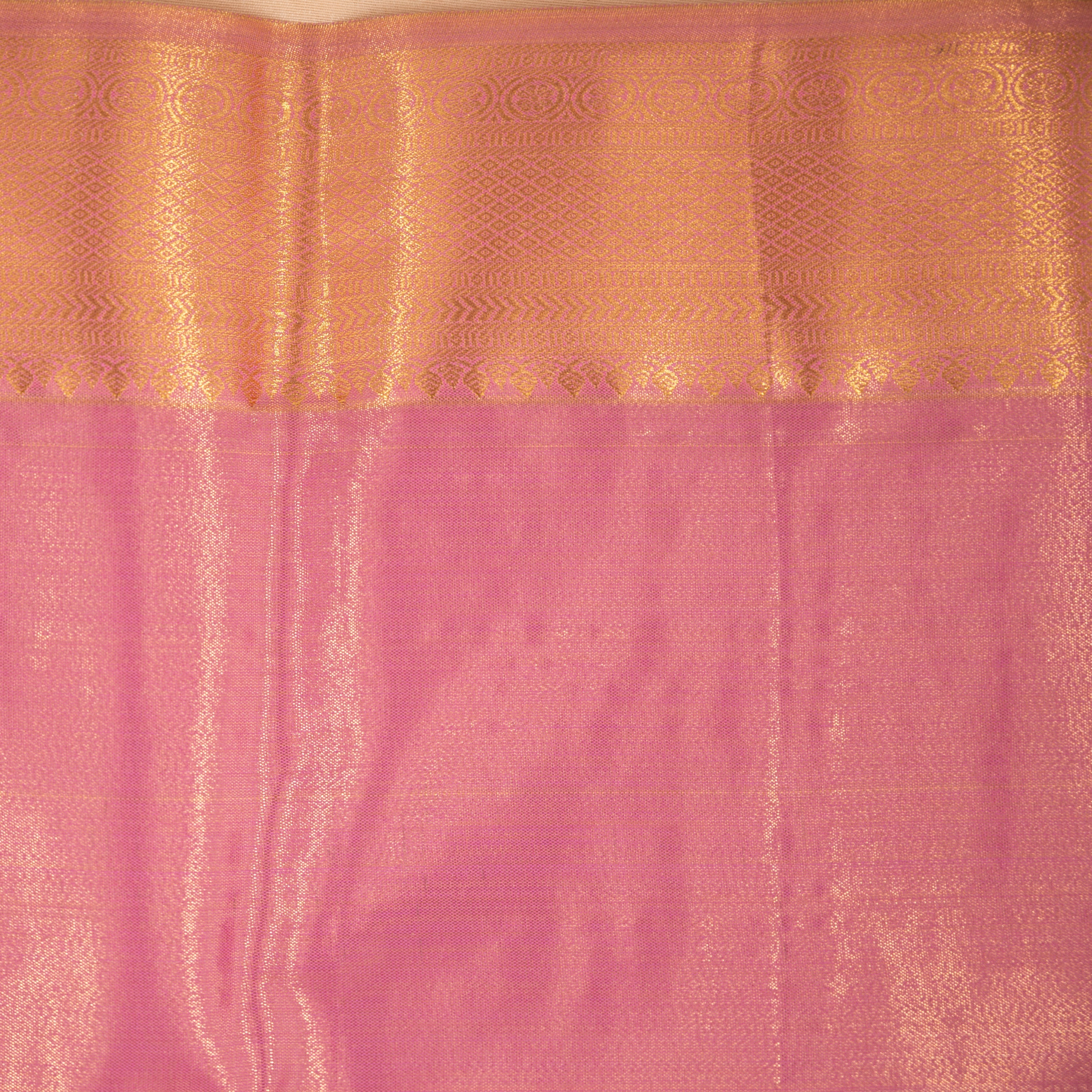 kanakambari - Tissue Semi Silk Saree